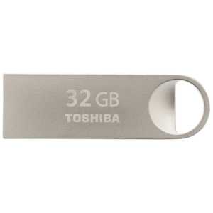 東芝　TOSHIBA USBメモリ　シルバー UMA-2A032GS