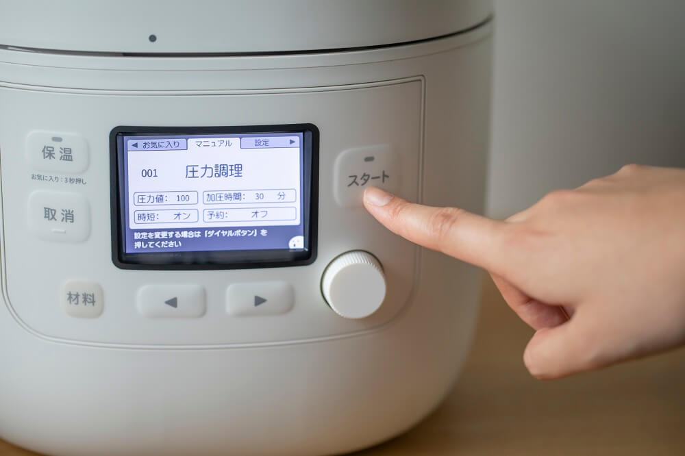 SIROCA 電気圧力鍋 おうちシェフ PRO L ホワイト SP-5D151W の