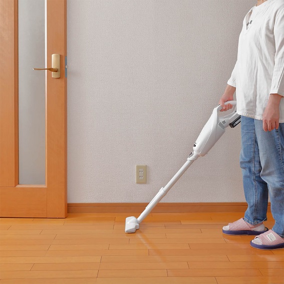 京セラ インダストリアルツールズ 掃除機 KBC1800 京セラインダストリアルツールズ スティッククリーナー 紙パック式