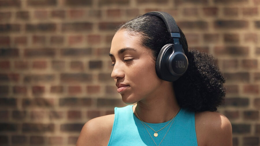 JBL Live770ncワイヤレスヘッドホン ブラック JBL LIVE770NC ブラック ノイズキャンセリング Bluetooth ジェー