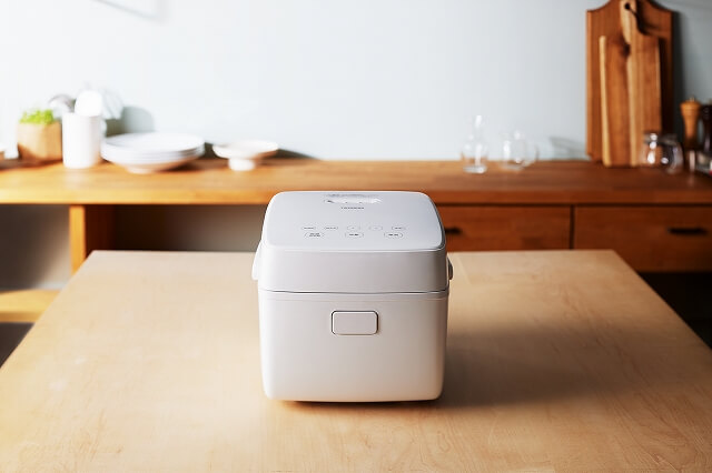 未使用品　TWINBIRD IH炊飯器 ブラック　3合 ツインバード TWINBIRD 炊飯器 3合 はやくておいしい3合IH炊飯器 IH