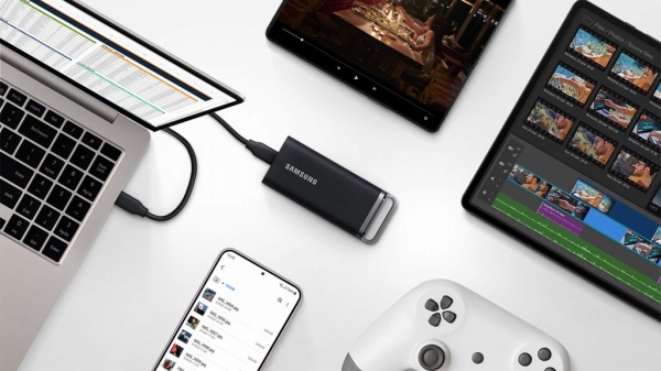 SAMSUNG Portable SSD T5 EVO ［ポータブル型］ MU-PH8T0S-IT の通販