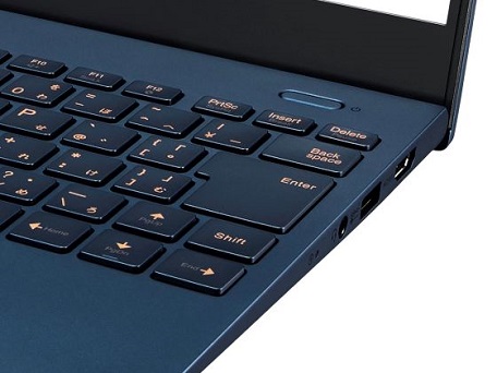 NEC ノートパソコン LAVIE ProMobile [ 13.3型 / Core i5