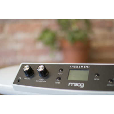 MOOG MOOG テルミン型シンセサイザー Theremini の通販 - カテゴリ