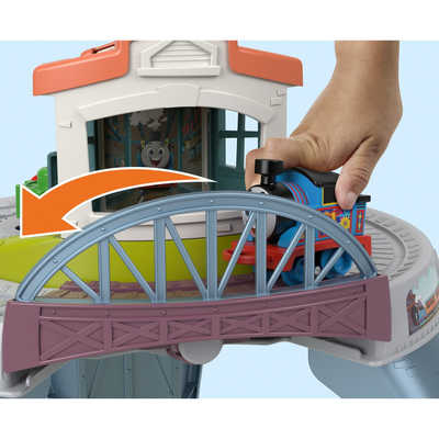 きかんしゃトーマスを走らせよう！2層の線路テーブル 1.5才からのマイファーストトーマス きかんしゃトーマスを走らせよう