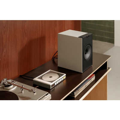 KEF Bluetoothスピーカー NICKEL GREY ［Bluetooth対応］ CODA W