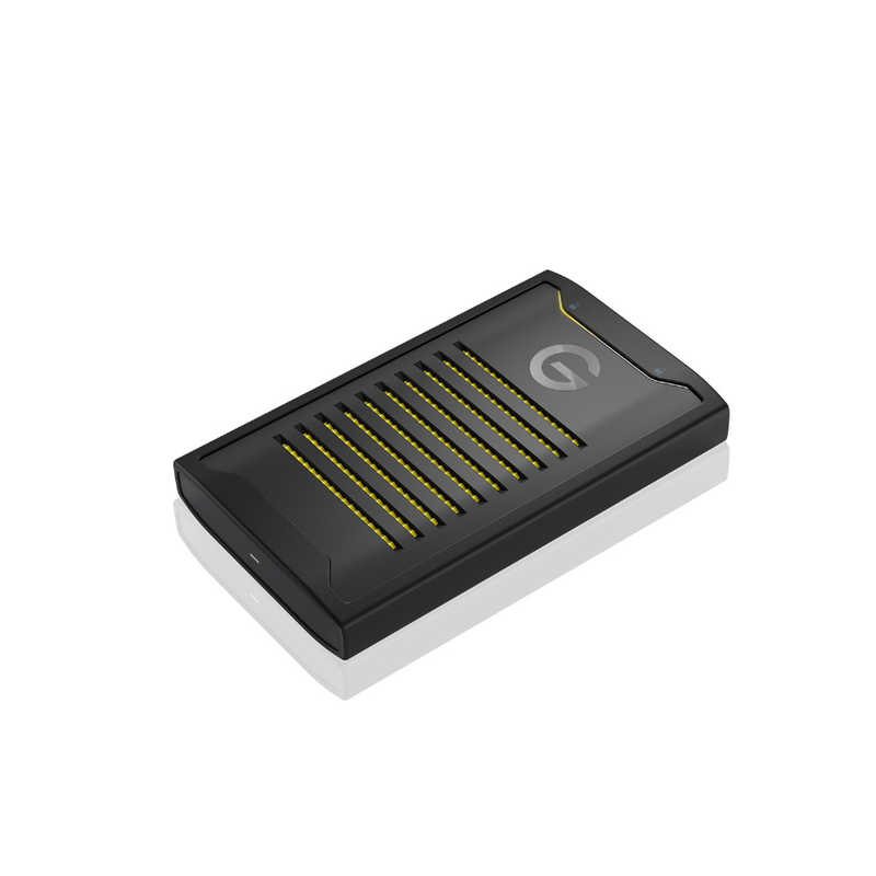 SANDISKPROFESSIONAL SANDISKPROFESSIONAL 外付けSSD USB-C＋USB-A接続 ブラック [2TB /ポータブル型] SDPS41A-002T-SBANB SDPS41A-002T-SBANB