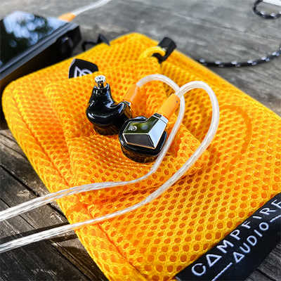極美品　Campfire Audio Supermoon 国内正規品 Campfire Audio Supermoon（ユニバーサル） – e☆イヤホン
