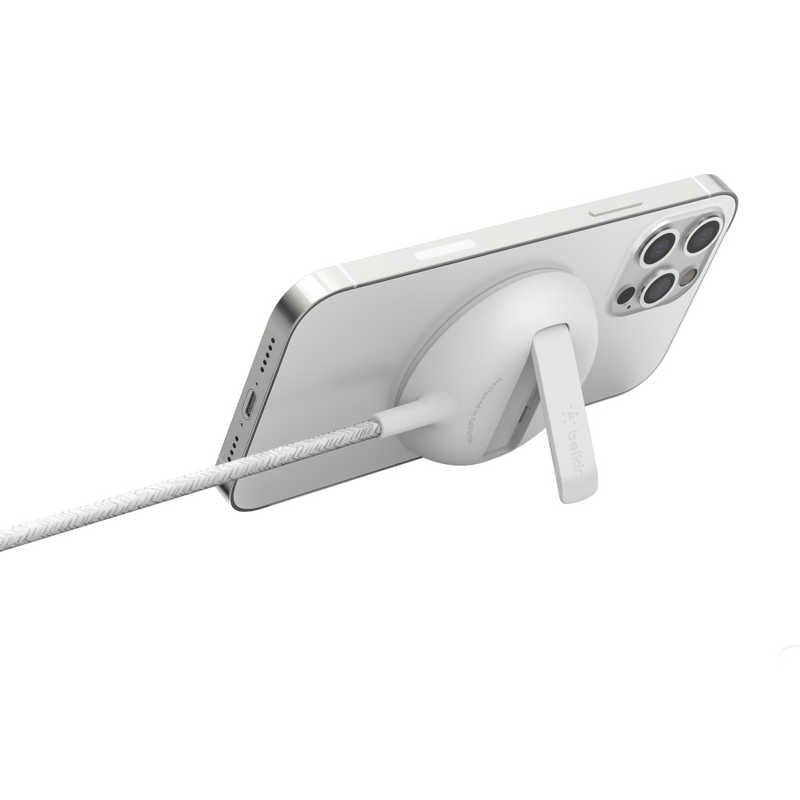 BELKIN BELKIN MagSafe認証 磁気ワイヤレス充電スタンド/パッド 電源アダプタ付(ホワイト)  WIA004DQWH WIA004DQWH