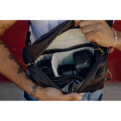 PEAKDESIGN アウトドア スリング 7L ブラック BAS-7-BK-1 の通販