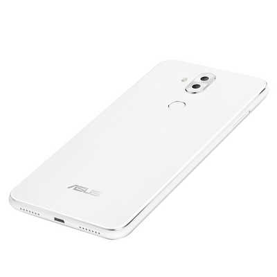 ASUS - ZenFone 5Q sim free ホワイト Asus ZenFone 5Q has four cameras and will take 120-degree