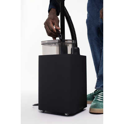 STEAMONE HENRI ［ハンガーショット機能付き］ ブラック JPJK300B の 