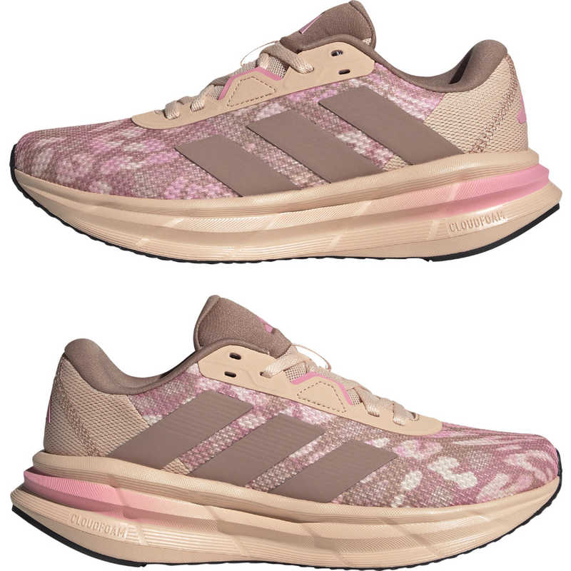 アディダス アディダス ギャラクシー 7 ランニング グラフィック/Galaxy 7 Running Graphic ［レディース /23.0cm］ パウダーコーラル/ウォームクレイ/ブリスピンク JH7861_25SS JH7861_25SS