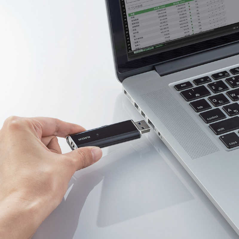 エレコム　ELECOM エレコム　ELECOM 【アウトレット】外付けSSD USB-A接続 ブラック  128GB  ポータブル型  ESD-EMN0128GBKR ESD-EMN0128GBKR