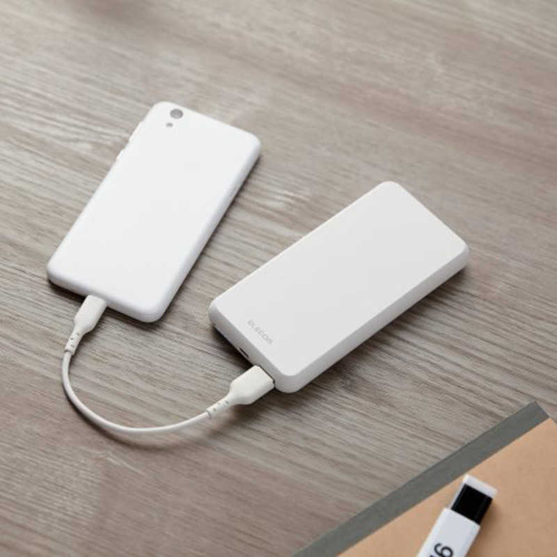エレコム　ELECOM エレコム　ELECOM モバイルバッテリー 10000mAh 大容量 15W / 3A 15W おまかせ充電対応 充電器 ホワイト DE-C38-10000WH DE-C38-10000WH