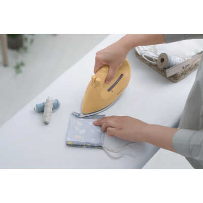 ネリエル 　Panasonic スチームアイロン　アイロン台セット ネリエル 様専用 Panasonic スチームアイロン アイロン台セット
