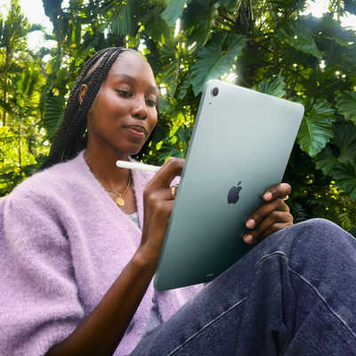 こ*は様 iPad air m4 WiFiモデル パープル アップル 11インチ iPad Air (M4) WiFiモデル Apple M4搭載 11型