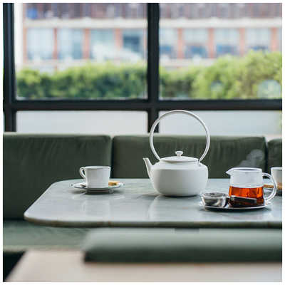 バルミューダ BALMUDA 電気ケトル BALMUDA [0.9L] ホワイト KPT02JP-WH