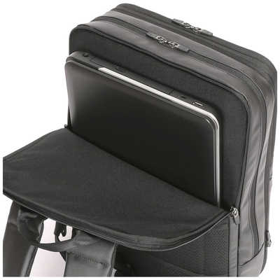 BERMAS 2層式ビジネスリュック バックパック 衣類収納ポケット付 容量