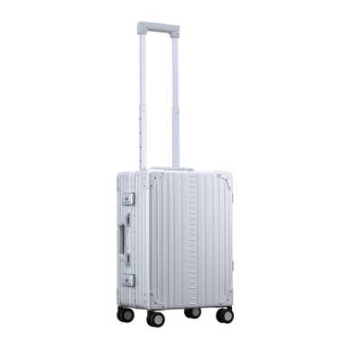 ネオキーパー　スーツケース シルバー [TSAロック搭載 /35L /2泊〜3泊]　A35F-SL ネオキーパー スーツケース シルバー [TSAロック搭載 /35L /2泊～3泊