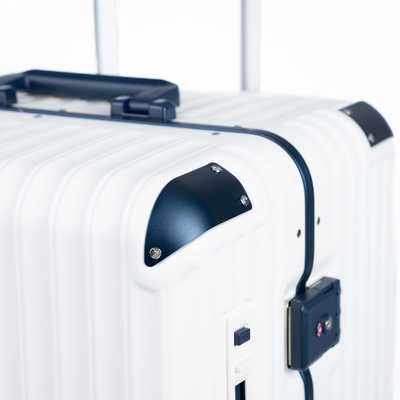 A.L.I スーツケース フレームタイプ 宿泊目安：7～9日間 070L 前輪