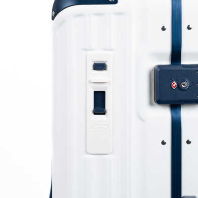 A.L.I スーツケース フレームタイプ 宿泊目安：7～9日間 070L 前輪