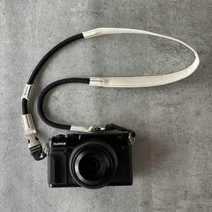 SMOKEYSUNDAY YOSEMITE CAMERA STRAP PRO PLUS / BRESSON / 126cm YOSEMITE STRAP YCSPP-6001-1 SMOKEYSUNDAY YOSEMITE CAMERA STRAP PRO PLUS / BRESSON / 126cm YOSEMITE STRAP YCSPP-6001-1