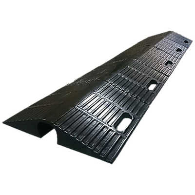 岩崎製作所　車両対応　ゴム製　ホース保護カバー　ホースプロテクター　（ホースブリッジ）　02HP075R（63-4289457）