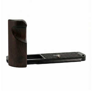 YUWOOD �E�b�h�O���b�v ��̌^�x�[�X�v���[�g SONY ��7C II ��p �A���J�X�C�X�݊�(���h/�u���b�N) Y-A7C2-GPB