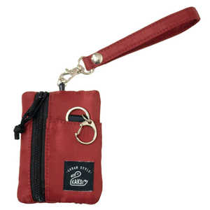 SNIFF KAKSI カクシー リール付き パスケース SN00097.レッド PASSCASE SNIFF KAKSI カクシー リール付き パスケース SN00097.レッド PASSCASE