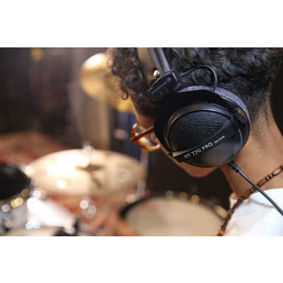 BEYERDYNAMIC レコーディング向け密閉型モニターヘッドホン 250Ω DT