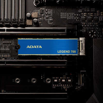 ADATA 内蔵SSD PCI-Express接続 LEGEND 700(ヒートシンク付) [2TB /M.2