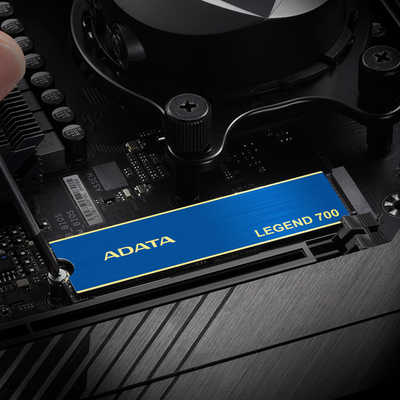 ADATA 内蔵SSD PCI-Express接続 LEGEND 700(ヒートシンク付) [2TB /M.2