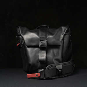 WOTANCRAFT パイロットシリーズ PILOT UPGRADE レザーカメラバッグ 3.5L ブラック BPT06BLLE WOTANCRAFT パイロットシリーズ PILOT UPGRADE レザーカメラバッグ 3.5L ブラック BPT06BLLE