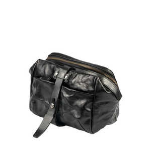 WOTANCRAFT ライダーシリーズ MINI RIDER フルレザースリングバッグ 3.5L ブラック BDB13BLLE WOTANCRAFT ライダーシリーズ MINI RIDER フルレザースリングバッグ 3.5L ブラック BDB13BLLE