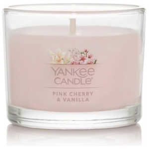 J} YANKEE CANDLEVOl`[^u[~j sN`F[oj
