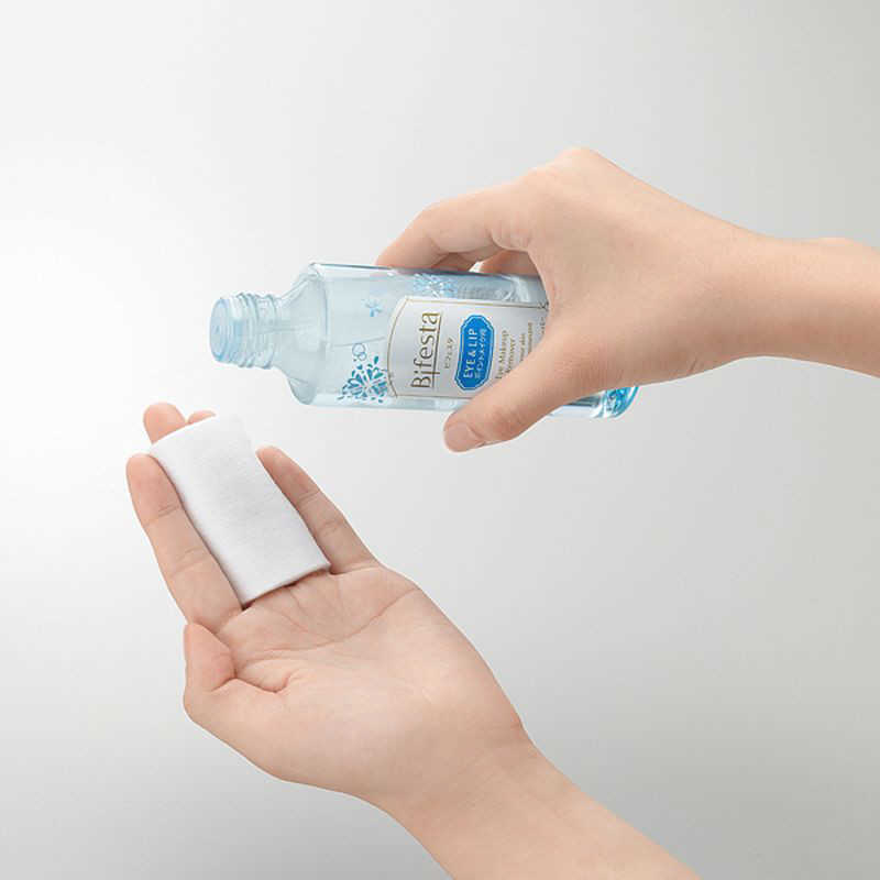 マンダム マンダム Bifesta(ビフェスタ) うる落ち水クレンジング アイメイクアップリムーバー(145ml)〔クレンジング〕  