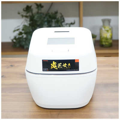 中古 TOSHIBA KRC-10 赤 炊飯器 IH加熱方式 中古 TOSHIBA KRC-10 赤 炊飯器 IH加熱方式 中古 TOSHIBA KRC-10 赤 炊飯