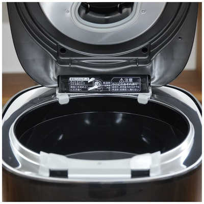 東芝 TOSHIBA 炊飯器 1升 炎匠炊き 真空圧力IH グランブラック RC