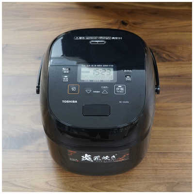 東芝 TOSHIBA 炊飯器 5.5合 炎匠炊き 真空IH グランブラック RC