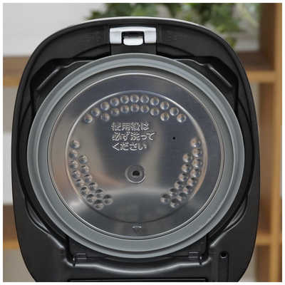 東芝 TOSHIBA 炊飯器 5.5合 炎匠炊き 真空IH グランブラック RC