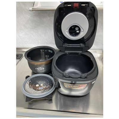 ①炊飯器(9月末発送予定) （2024年1月末入荷予定】RCトヨタ