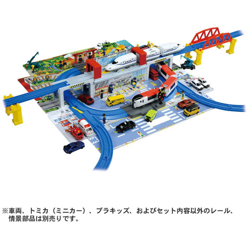 タカラトミー タカラトミー プラレール ひろげて立体!トミカとプラレールの街マップ ひろげて立体!トミカとプラレｰルの街マップ ひろげて立体!トミカとプラレｰルの街マップ