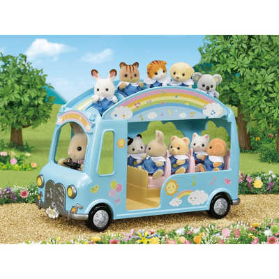 シルバニアファミリー　幼稚園　バス　ナース　汽車　公園　病院　ベット　まとめ売り シルバニアファミリー 幼稚園 バス ナース 汽車 公園 病院