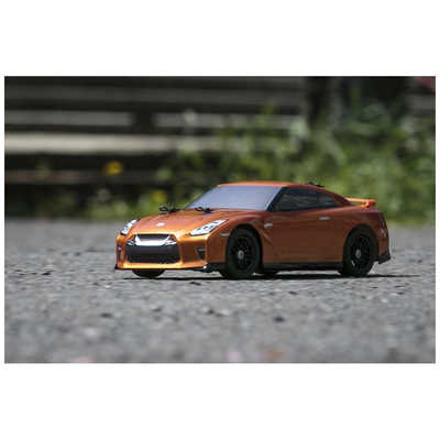 【新品】ゼロヨンスター 日産 GT-R　ラジコンカー Amazon.co.jp: ゼロヨンスター 日産 GT-R : おもちゃ