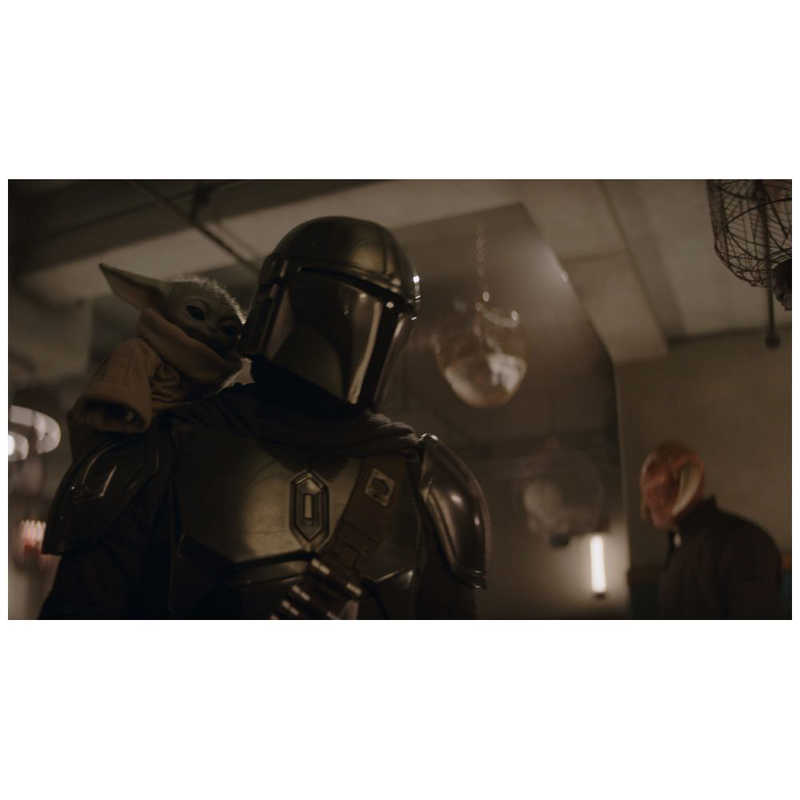 ウォルト・ディズニー・ジャパン ウォルト・ディズニー・ジャパン スター・ウォーズ/マンダロリアン・アンド・グローグー 4K UHD ＋ ブルーレイ セット メタリック缶バッジ2個セット付限定版  