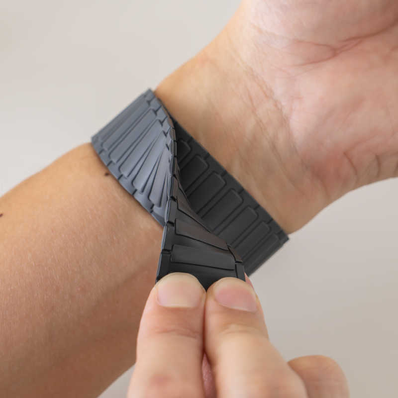 OWLTECH OWLTECH Apple Watch(44/45/46/49mm)用 ハイパーマグネティックシリコンバンド 『TACTIX(タクトナイン)』シリーズ ダークセージ OWL-AWBLTAC07-SA OWL-AWBLTAC07-SA
