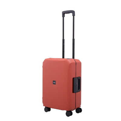 【海外配送可】【送料無料】 LOJEL スーツケース VOJA レッド [TSAロック搭載 /37L /2泊～3泊 バッグ