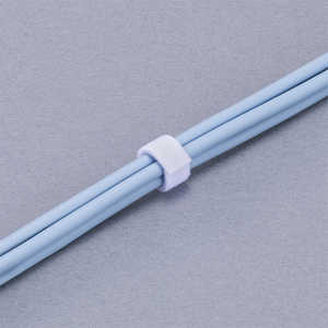 ナカバヤシ 手で切れる面ファスナー 幅10mm×3m ホワイト CW-MFS/WH ナカバヤシ 手で切れる面ファスナー 幅10mm×3m ホワイト CW-MFS/WH