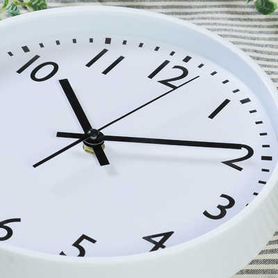 不二貿易 静音式掛時計シンプル 25cm ホワイト 37859 の通販